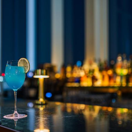Miyako Hotel Hakata Fukuoka  Ngoại thất bức ảnh A Blue Hawaii cocktail
